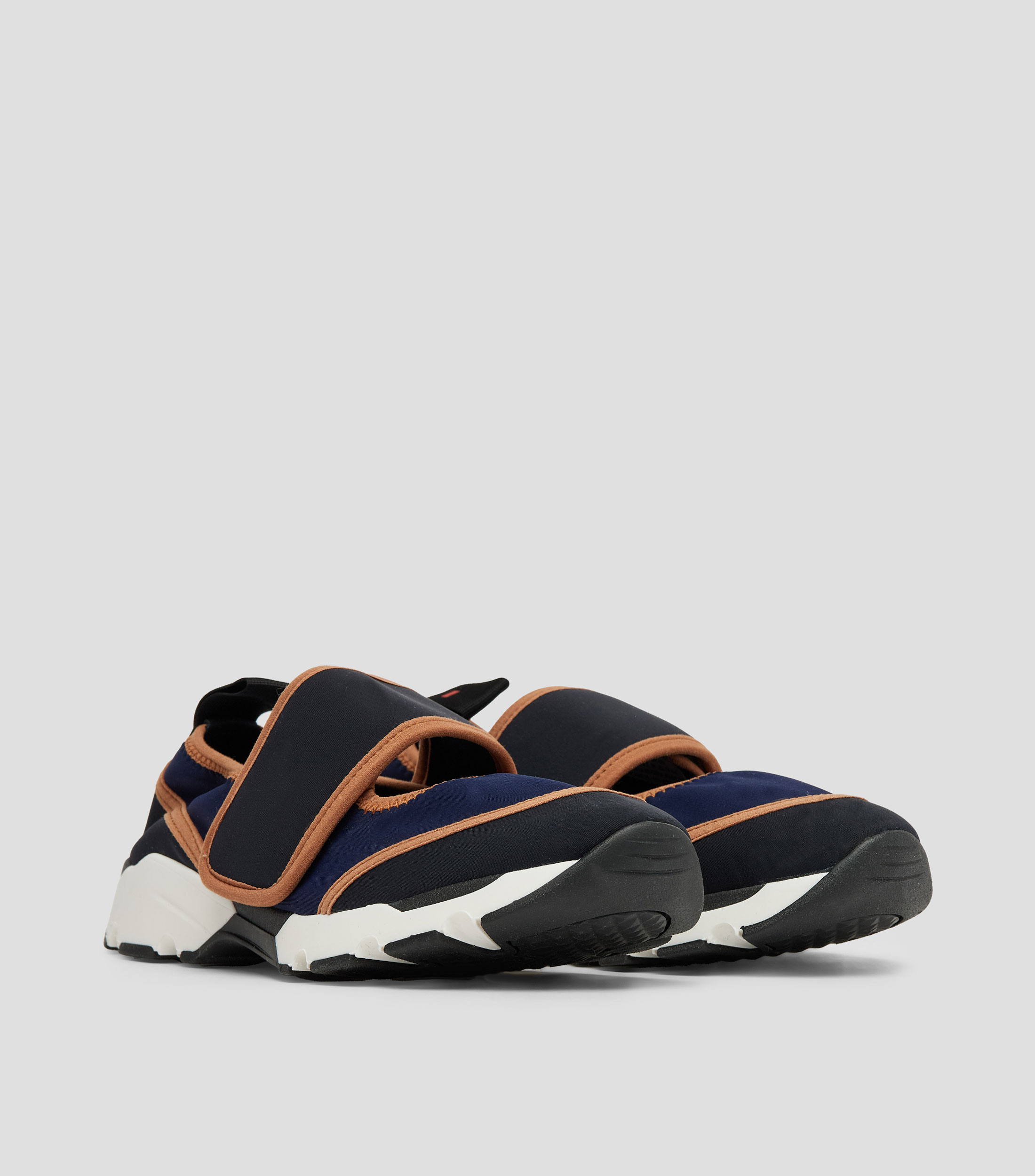 Tenis Azul Oscuro Mujer